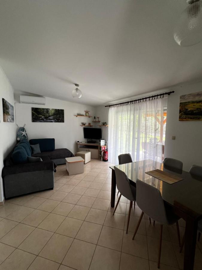 Radosic  Vacation House Radosic מראה חיצוני תמונה