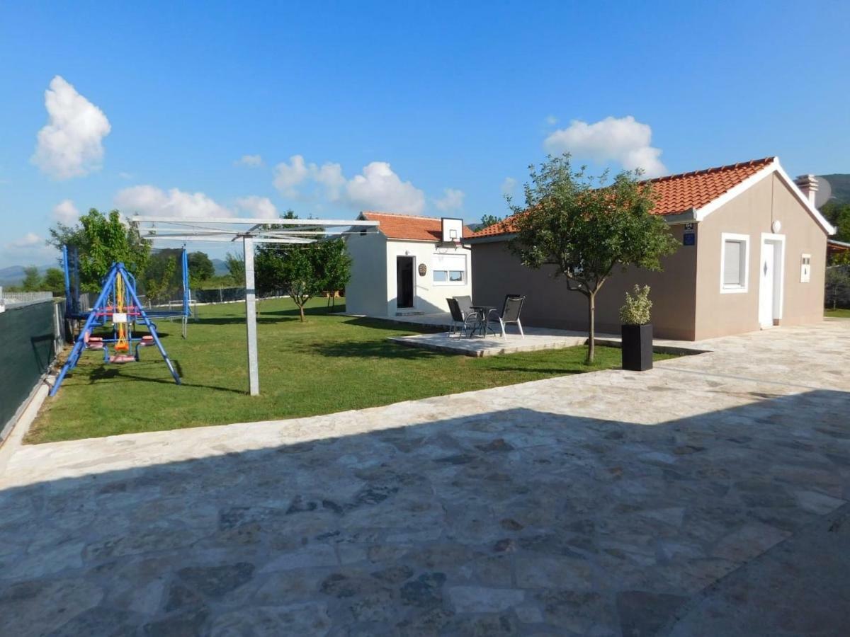 Radosic  Vacation House Radosic מראה חיצוני תמונה