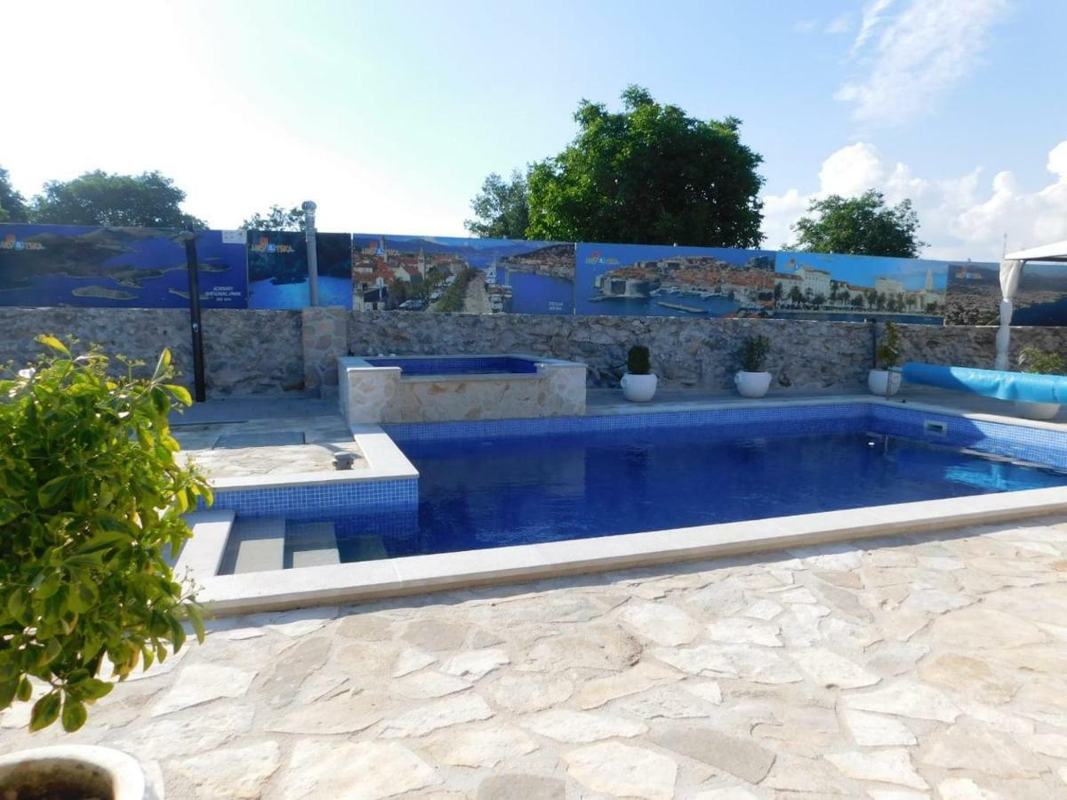 Radosic  Vacation House Radosic מראה חיצוני תמונה