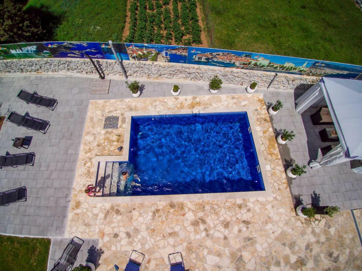 Radosic  Vacation House Radosic מראה חיצוני תמונה